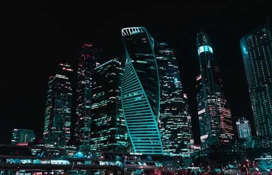 Работа курьером в Москве 2026