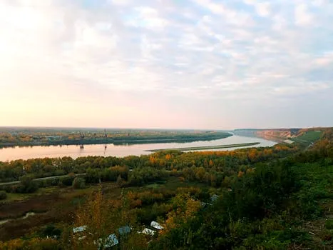 Работа курьером в Тюмени 2026